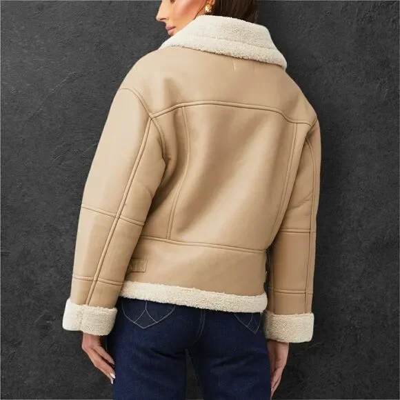 HEARTLOOM Women’s Matin Sherpa Jacket Coat in the Size Large - Picture 4 of 14